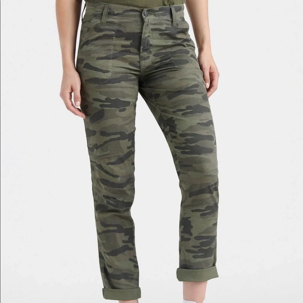 Lucky Brand Camo Cargo Pants 25 - Picture 2 of 8